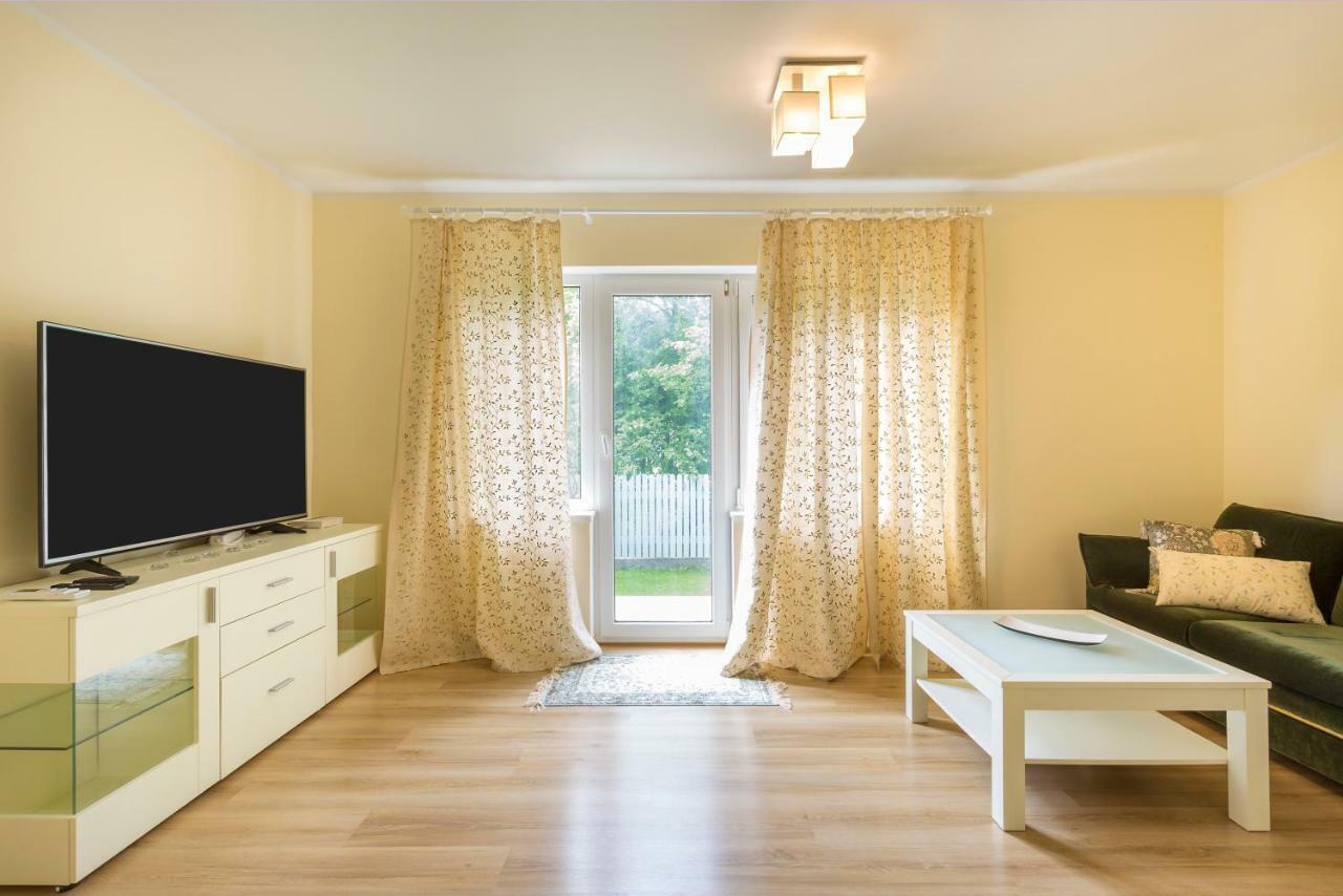 Kerese Apartments Pärnu Oda fotoğraf